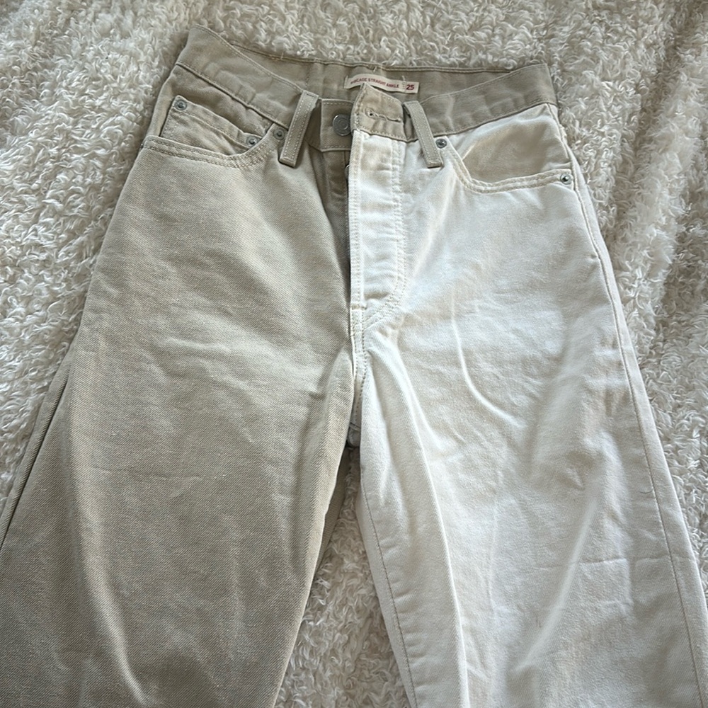 Levi’s ribcage straight ankle jeans size 25